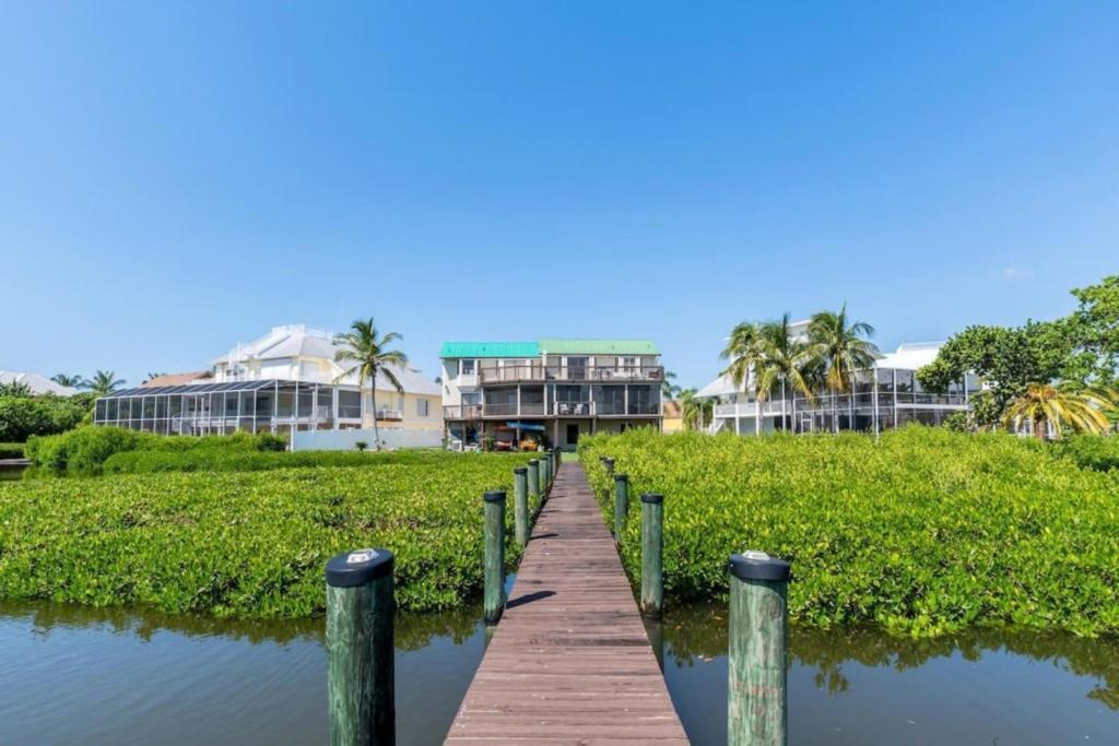 Blue Lagoon Estate Форт Майерс Бийч Екстериор снимка